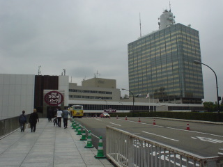 NHK